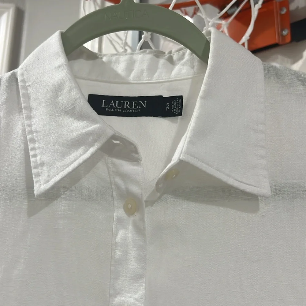 Ralph Lauren linen short sleeve button down.  Pristine condition.  Size S - Picture 4 of 9